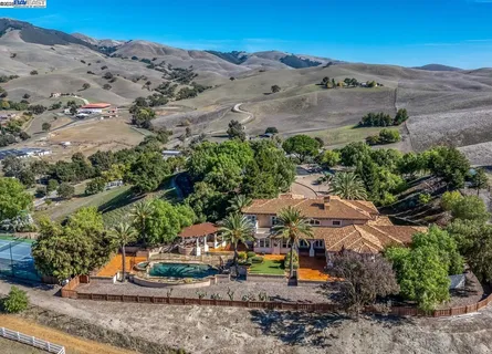 $2,900,000 | 7210 Johnston Road, Pleasanton, CA 94588