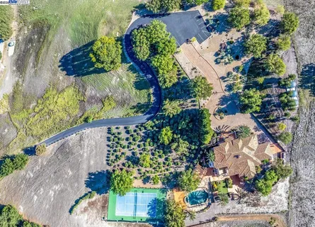 $2,900,000 | 7210 Johnston Road, Pleasanton, CA 94588