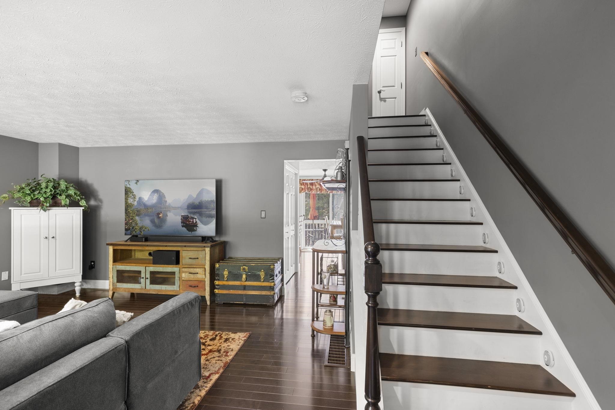 40 Preston Field Road Nashua, NH 03064 - Photo 21 of 49