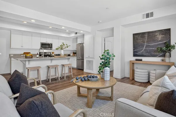 $725,000 | 404 Maravilla Lane, Brea, CA 92823