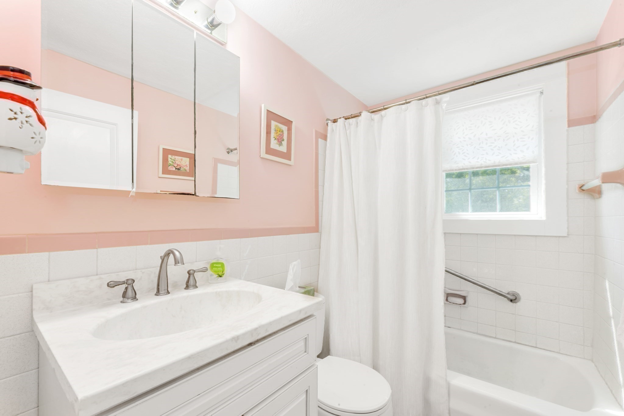 37 Leominster Road, Unit 37 Dedham, MA 02026 - Photo 18 of 28 Gallery Image 18