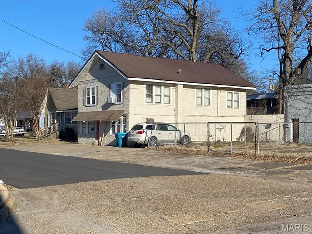 $75,000 | 102 West 11th Street, Caruthersville, MO 63830