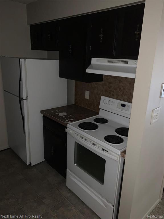 1250 East West Maple Road, Unit 2 Walled Lake, MI 48390 - Photo 2 of 13