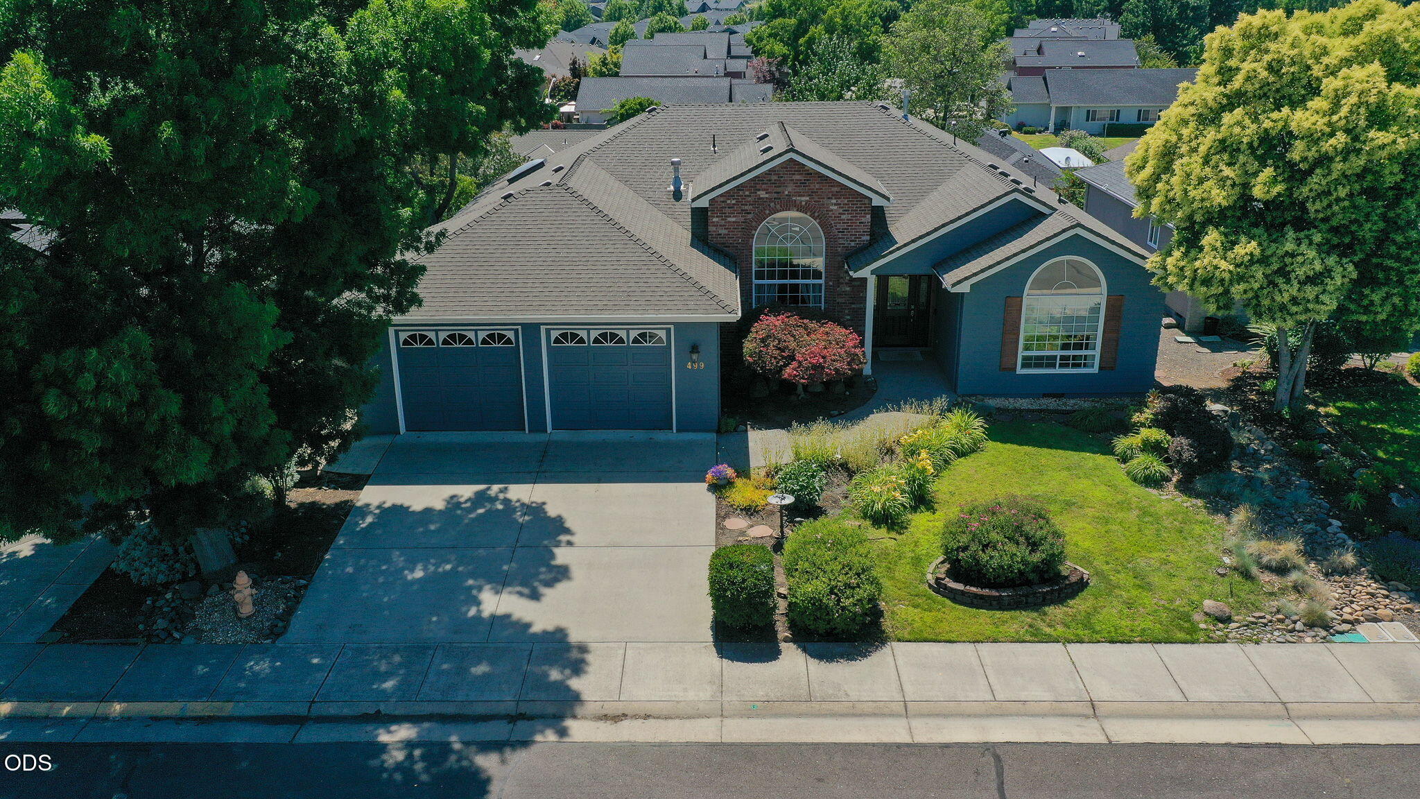 499 Ridgeway Avenue Central Point, OR 97502 - Photo 29 of 37