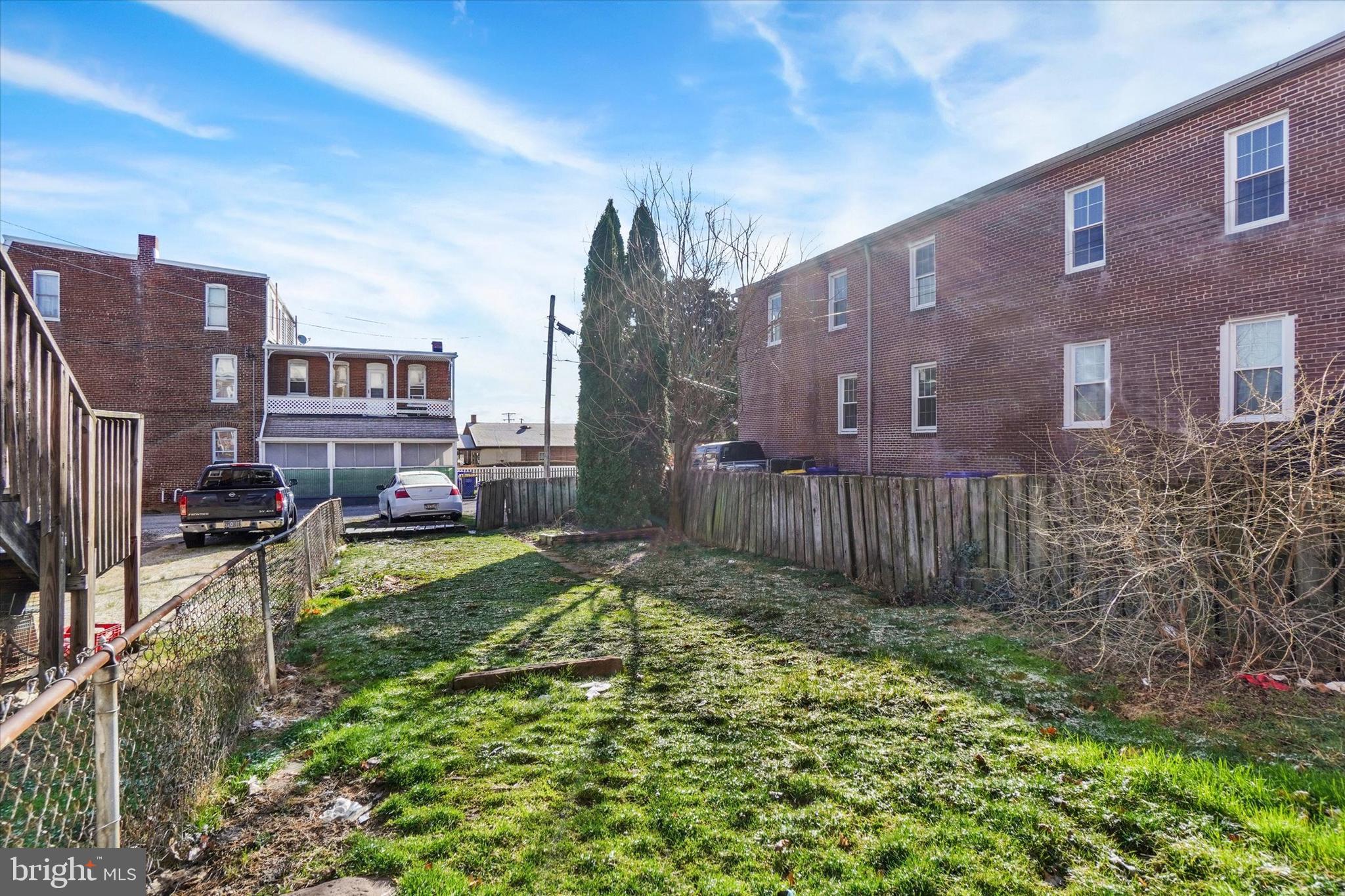 1323 North George Street York, PA 17404 - Photo 25 of 27 a house view with garden space