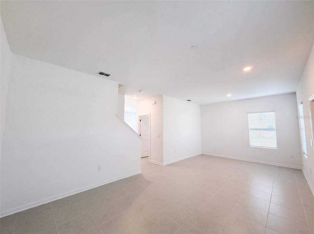 2172 Rider Rain Lane Apopka, FL 32703 - Photo 3 of 22 Gallery Image 3
