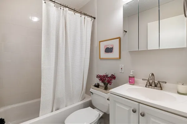 $395,000 | 44 Washington Street, Unit 915, Brookline, MA 02445