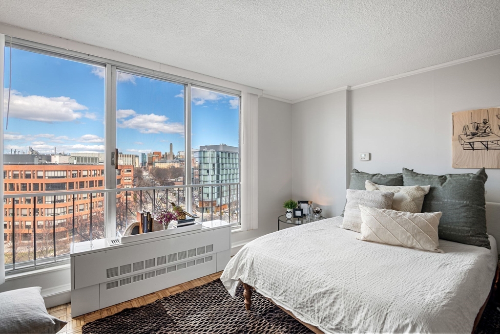 44 Washington Street, Unit 915 Brookline, MA 02445 - Photo 4 of 16