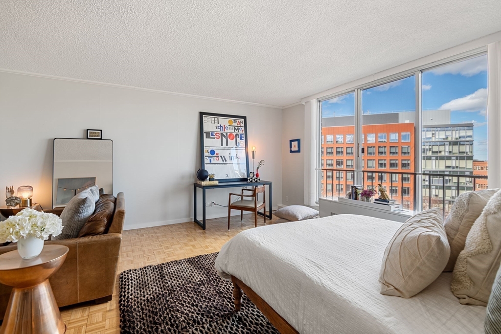 44 Washington Street, Unit 915 Brookline, MA 02445 - Photo 5 of 16