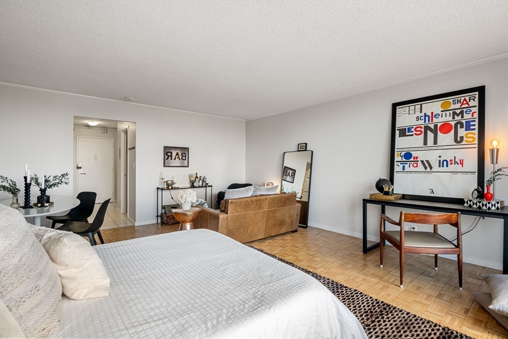 44 Washington Street, Unit 915 Brookline, MA 02445 - Photo 7 of 16