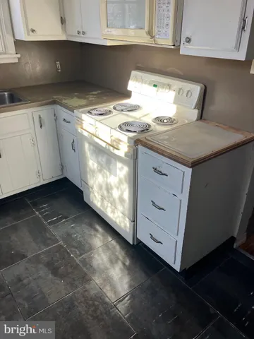 $349,900 | 1820 Hilltown Pike, Hilltown, PA 18927