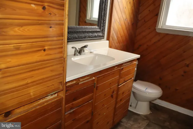 $349,900 | 1820 Hilltown Pike, Hilltown, PA 18927