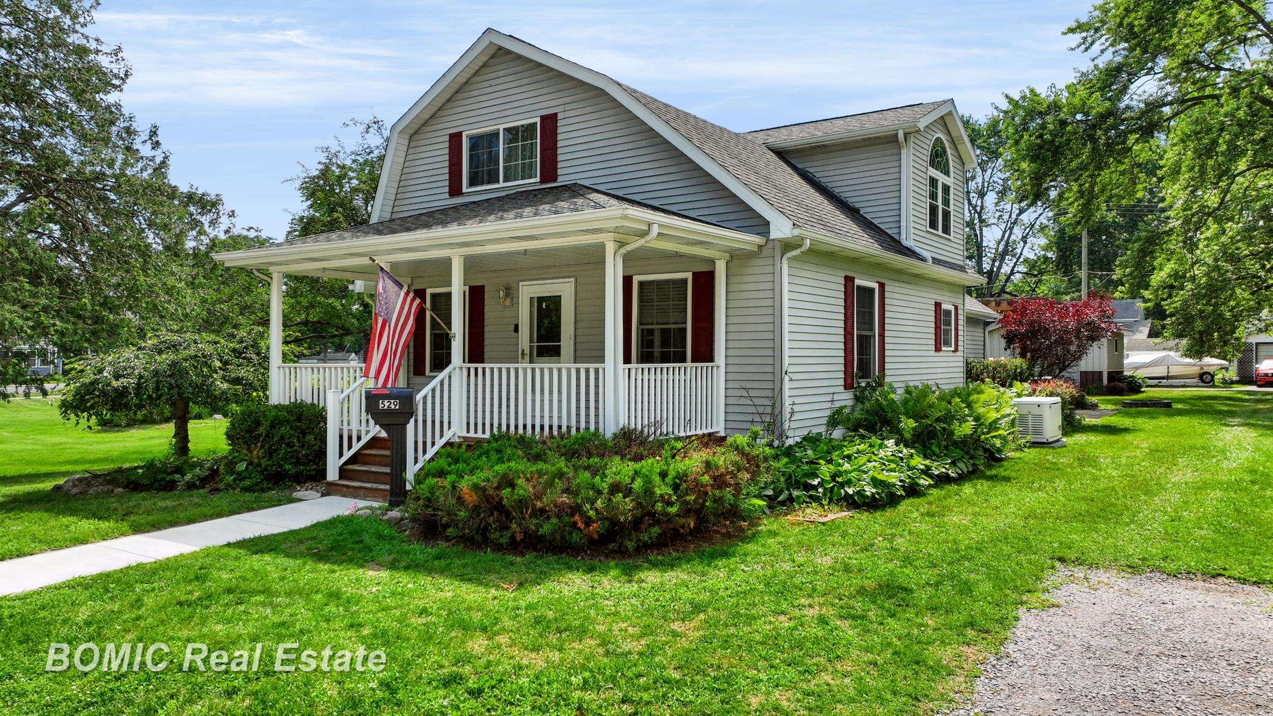 529 Chestnut Street Vassar, MI 48768 - Photo 1 of 42