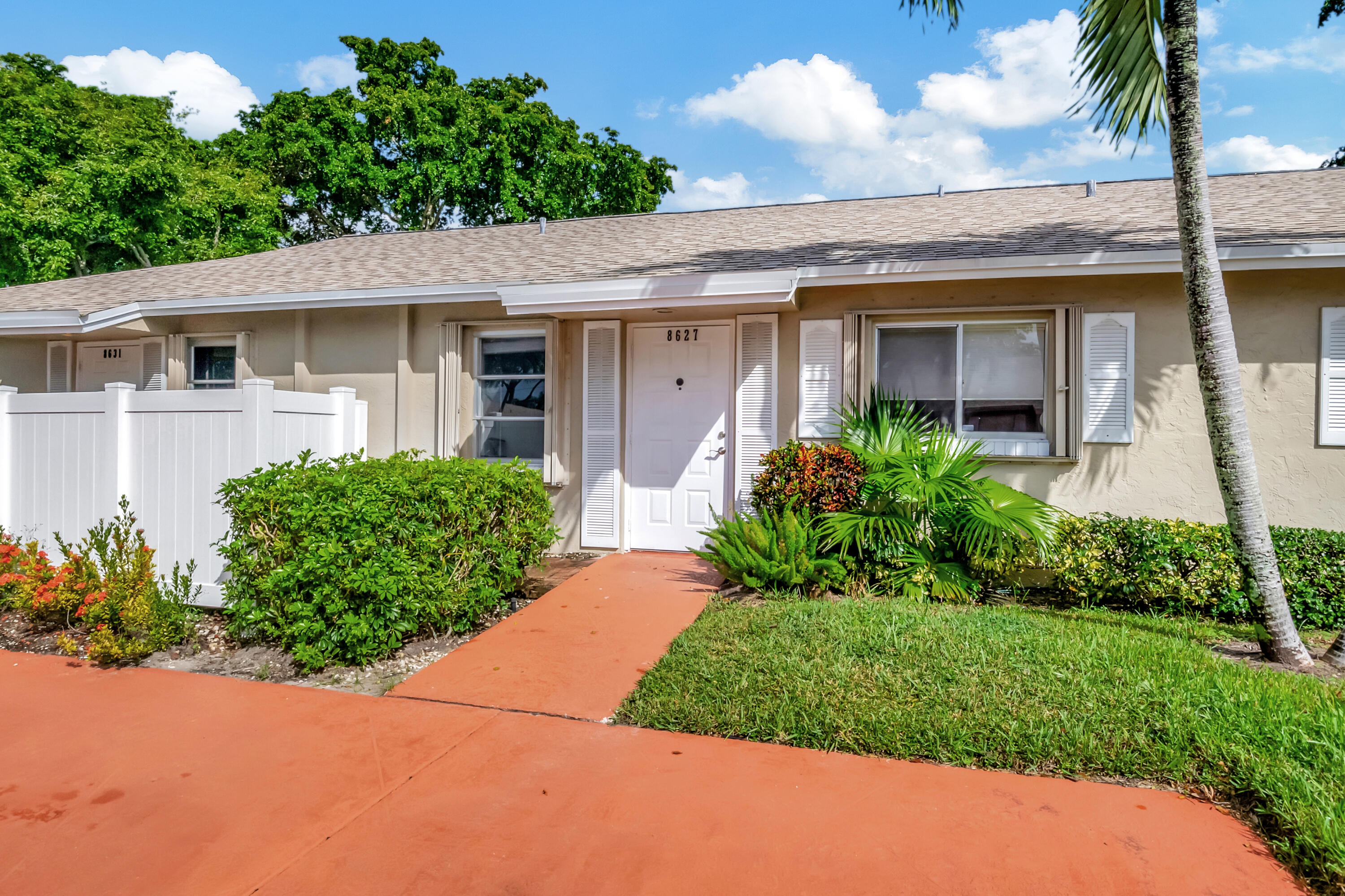 8627 Overset Lane Boca Raton, FL 33496 - Photo 2 of 37 DSC_7196