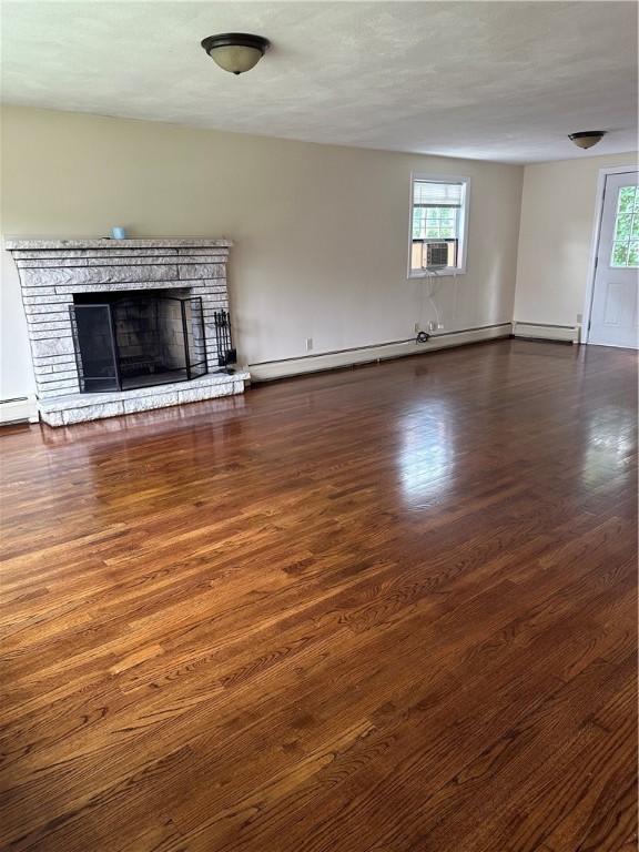 8 Winthrop Road Warwick, RI 02888 - Photo 8 of 36 Gallery Image 8