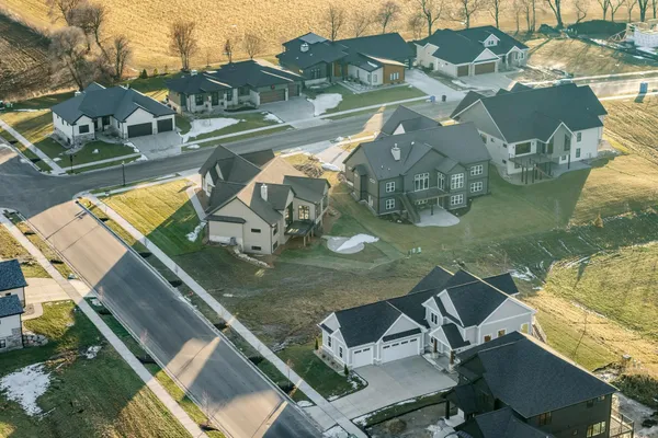 $214,900 | 1609 Schreiner, Waunakee, WI 53597