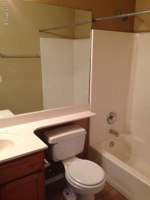 1633 East Lakeside Drive, Unit 66 Gilbert, AZ 85234 - Photo 5 of 22 image5