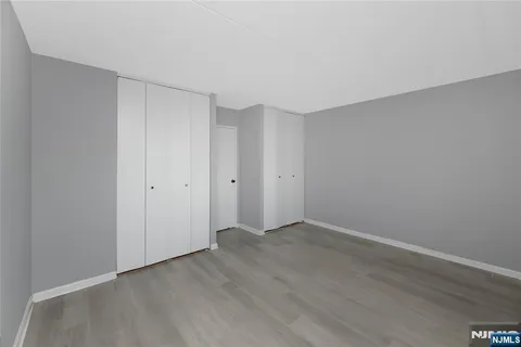 $268,000 | 250 Gorge Road, Unit 21E, Cliffside Park, NJ 07010