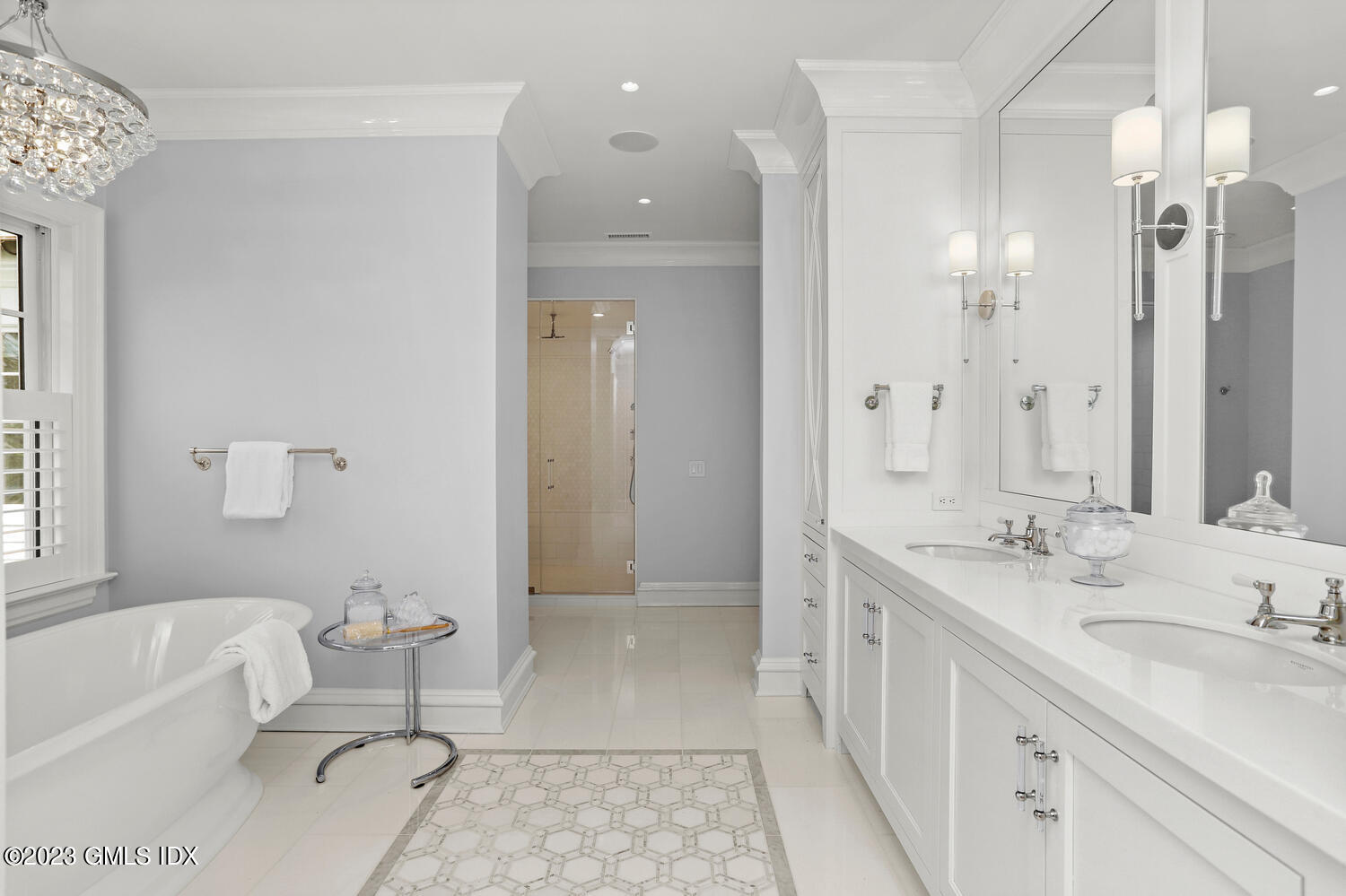 17 Wooddale Road Greenwich, CT 06830 - Photo 43 of 68 17 Wooddale Rd Greenwich CT-large-008-01