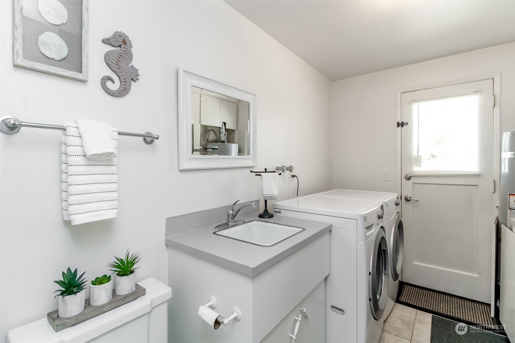 11002 Southeast 180th Street Renton, WA 98055 - Photo 14 of 19 Gallery Image 14