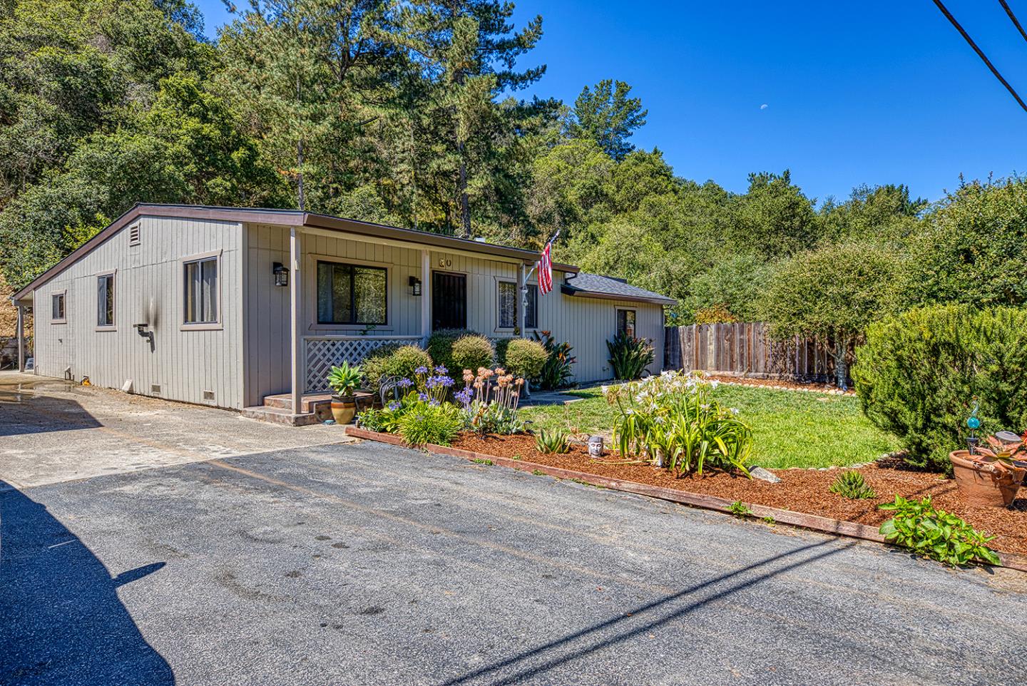 19220 Mallory Canyon Road Salinas, CA 93907 - Photo 7 of 29 front view of a house with a yard