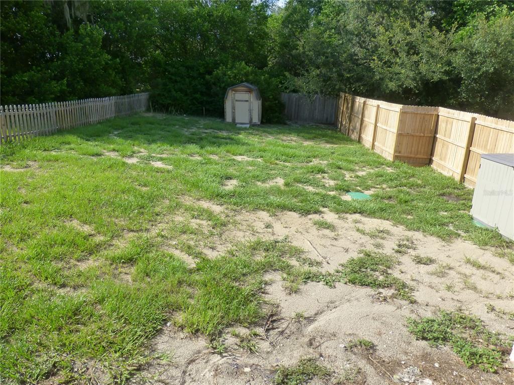 197 Highland Road, Unit B Tarpon Springs, FL 34689 - Photo 12 of 40