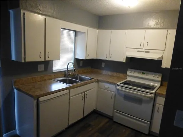 $1,450 | 197 Highland Road, Unit B, Tarpon Springs, FL 34689