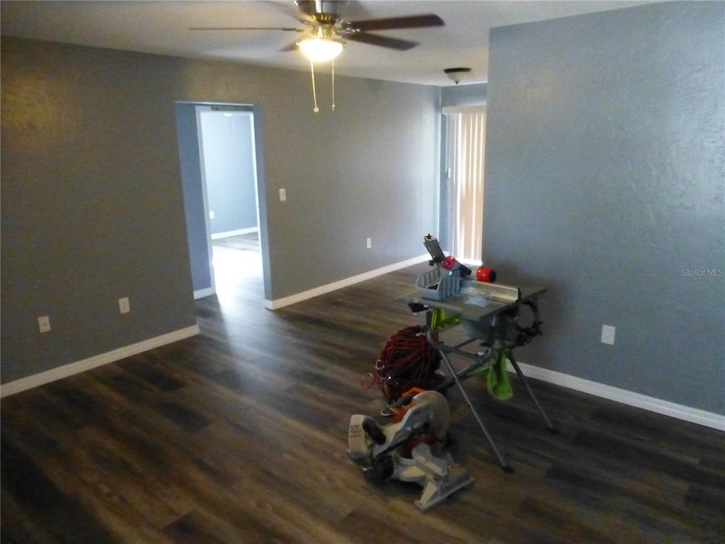 197 Highland Road, Unit B Tarpon Springs, FL 34689 - Photo 15 of 40