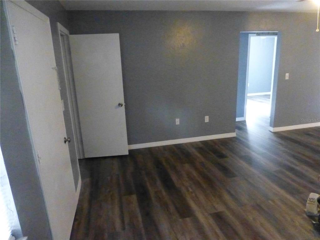 197 Highland Road, Unit B Tarpon Springs, FL 34689 - Photo 17 of 40