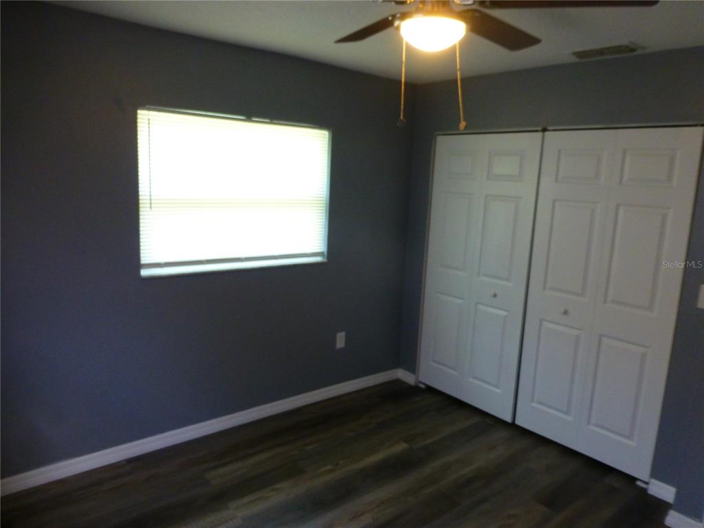 197 Highland Road, Unit B Tarpon Springs, FL 34689 - Photo 18 of 40