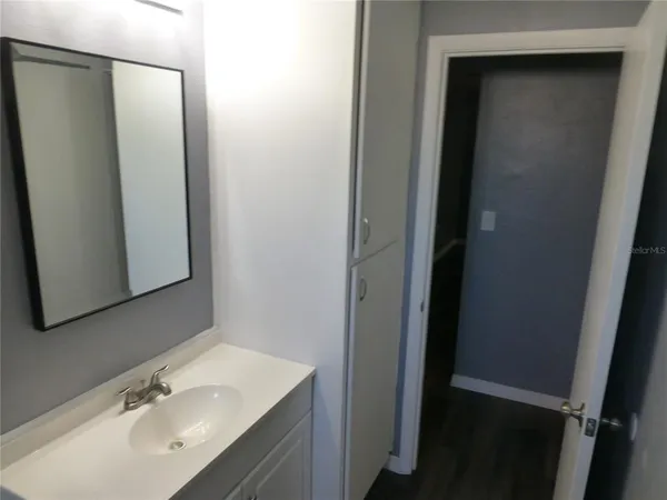 $1,450 | 197 Highland Road, Unit B, Tarpon Springs, FL 34689