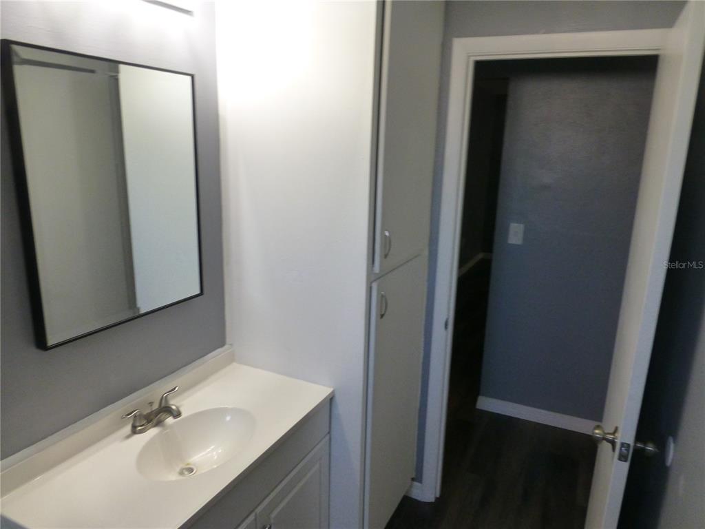 197 Highland Road, Unit B Tarpon Springs, FL 34689 - Photo 21 of 40