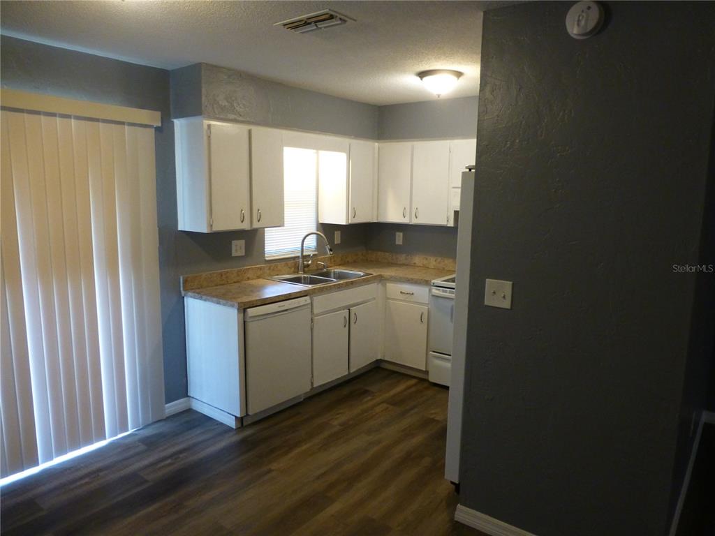 197 Highland Road, Unit B Tarpon Springs, FL 34689 - Photo 25 of 40