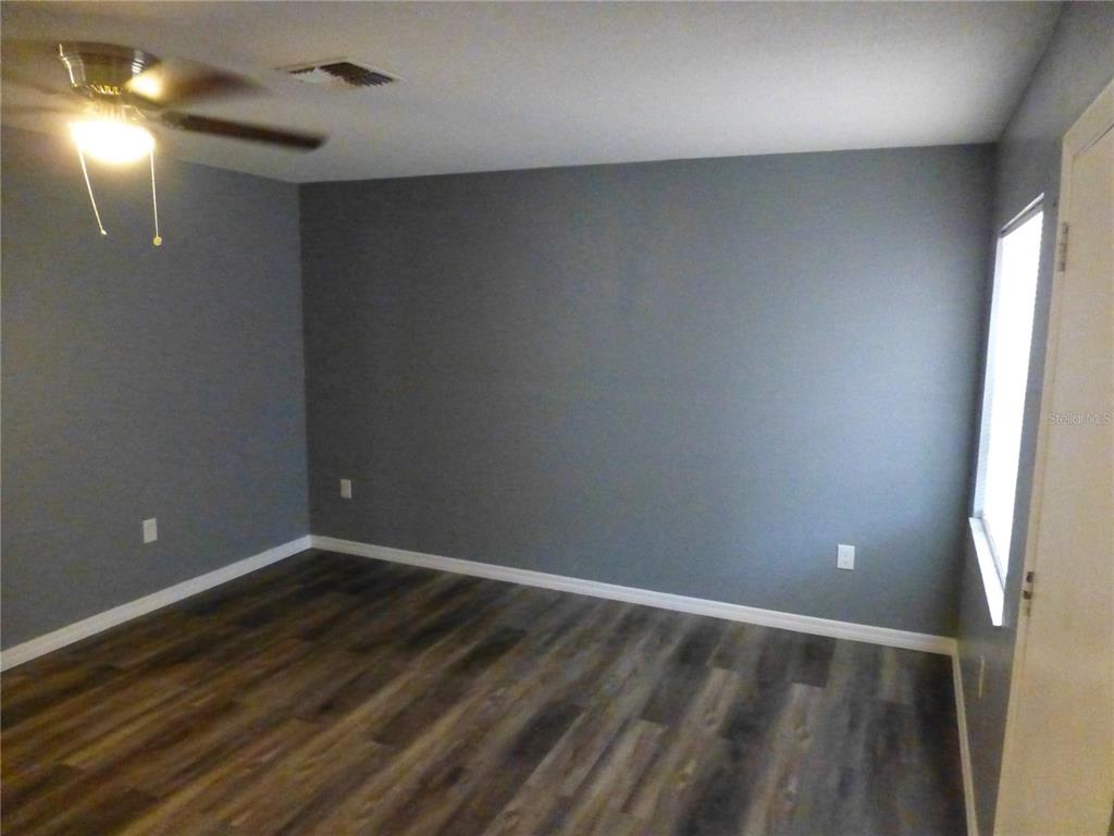 197 Highland Road, Unit B Tarpon Springs, FL 34689 - Photo 29 of 40