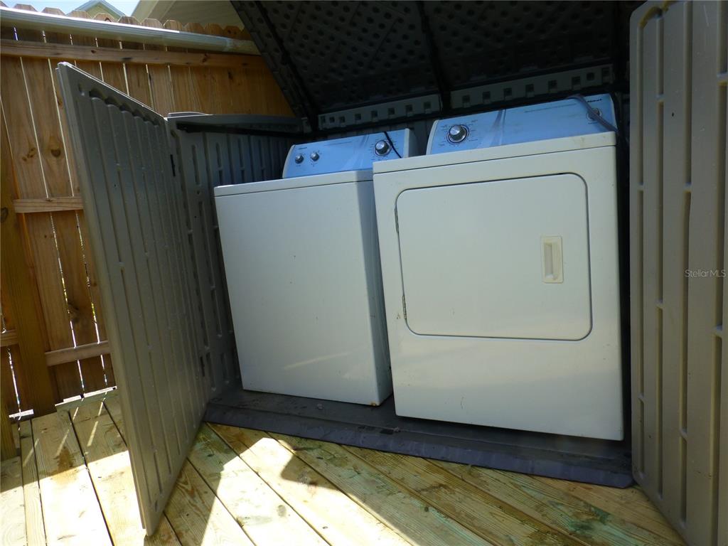 197 Highland Road, Unit B Tarpon Springs, FL 34689 - Photo 31 of 40