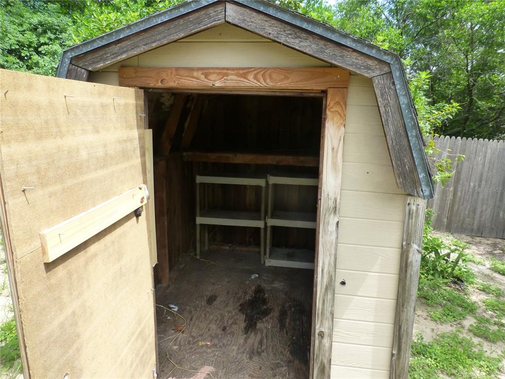 197 Highland Road, Unit B Tarpon Springs, FL 34689 - Photo 36 of 40