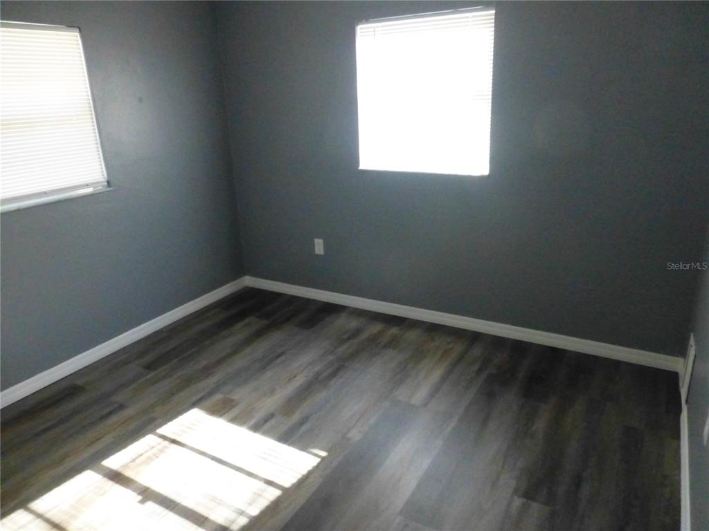 197 Highland Road, Unit B Tarpon Springs, FL 34689 - Photo 7 of 40