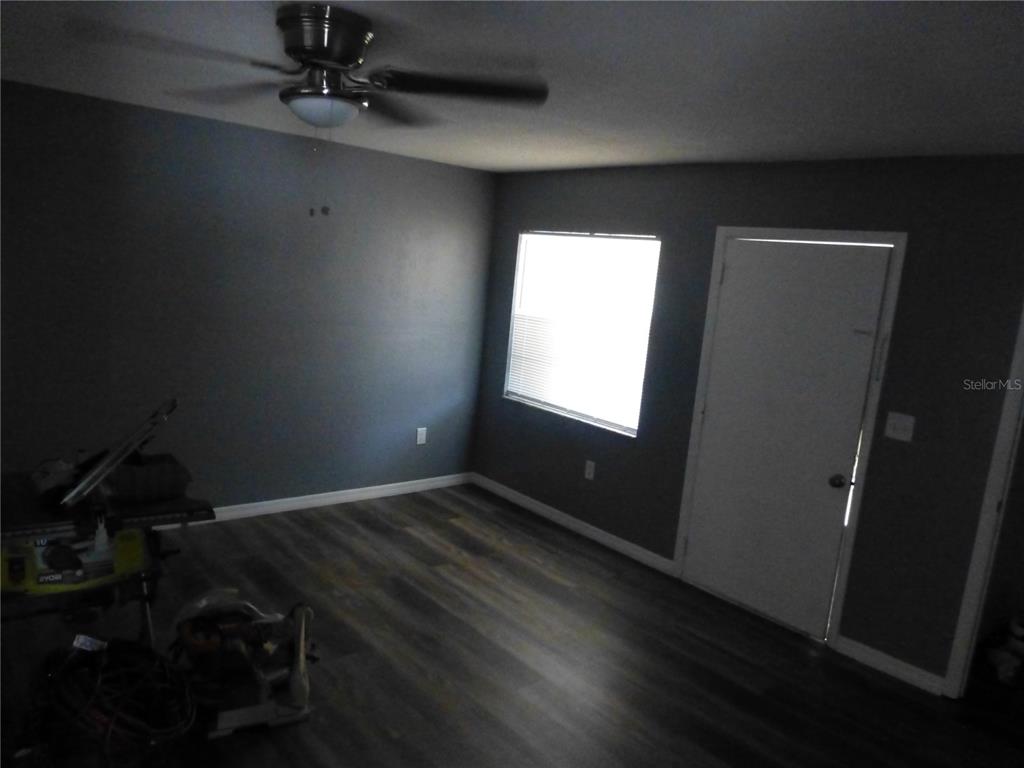 197 Highland Road, Unit B Tarpon Springs, FL 34689 - Photo 9 of 40