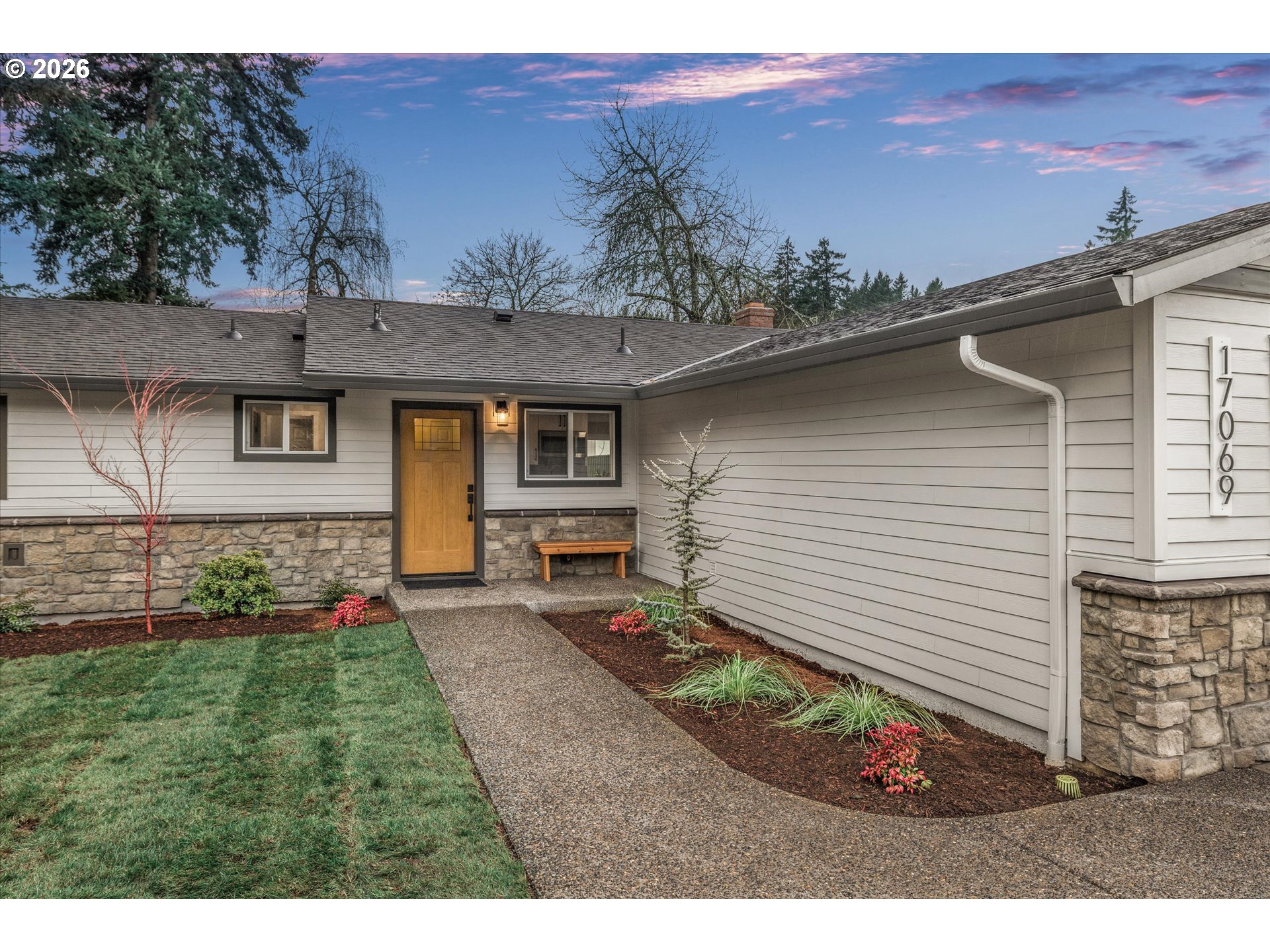 17069 South Bradley Road Oregon City, OR 97045 - Photo 4 of 29