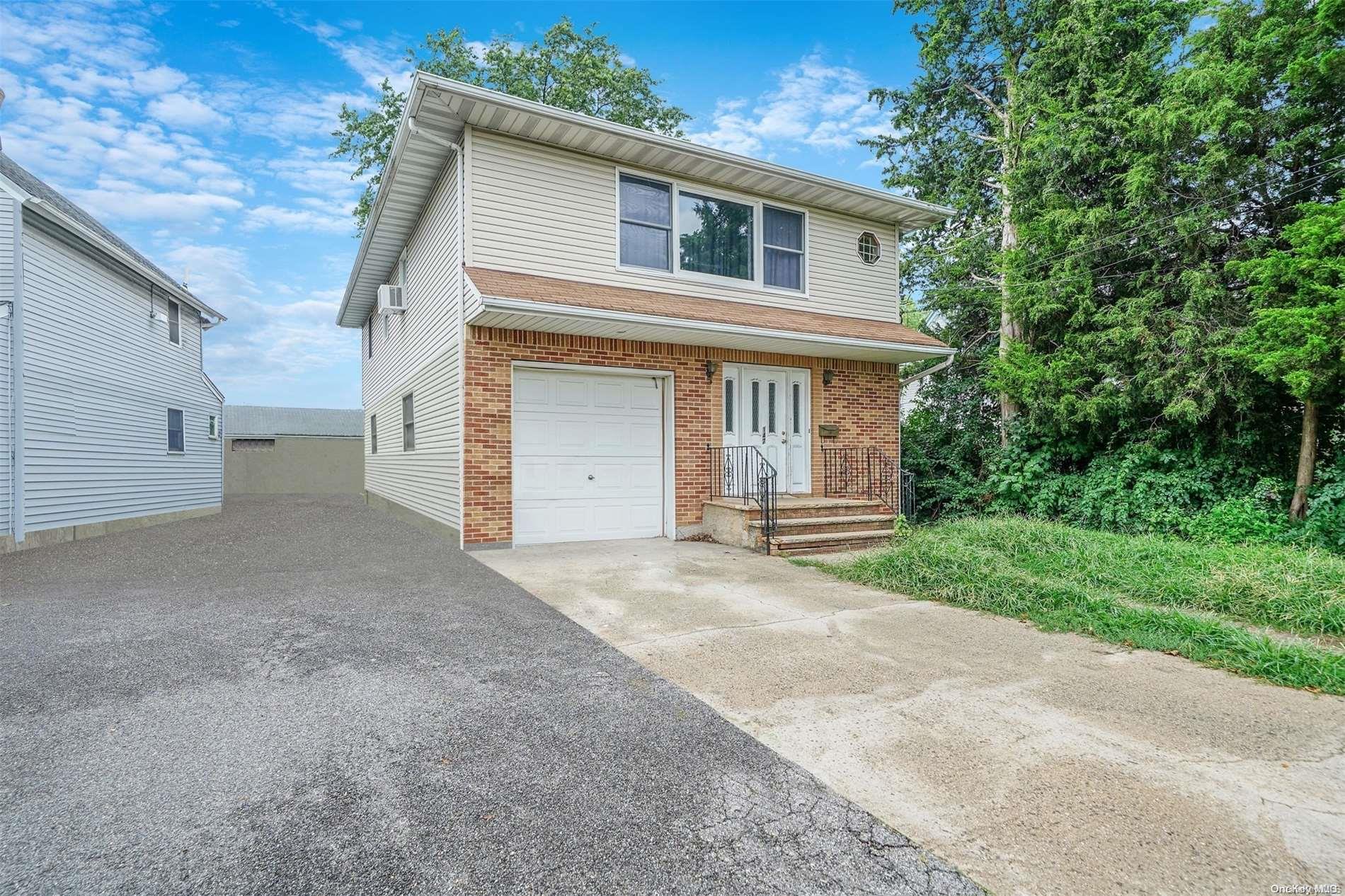 147 Court House Road Franklin Square, NY 11010 - Photo 1 of 1 Gallery Image 1