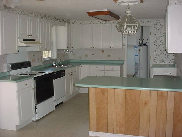 303 Brooks Road Mauldin, SC 29662 - Photo 4 of 5 Gallery Image 4