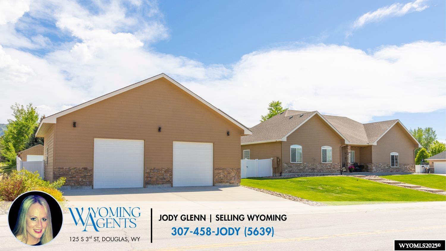 3945 West 38th Street Casper, WY 82604 - Photo 3 of 30