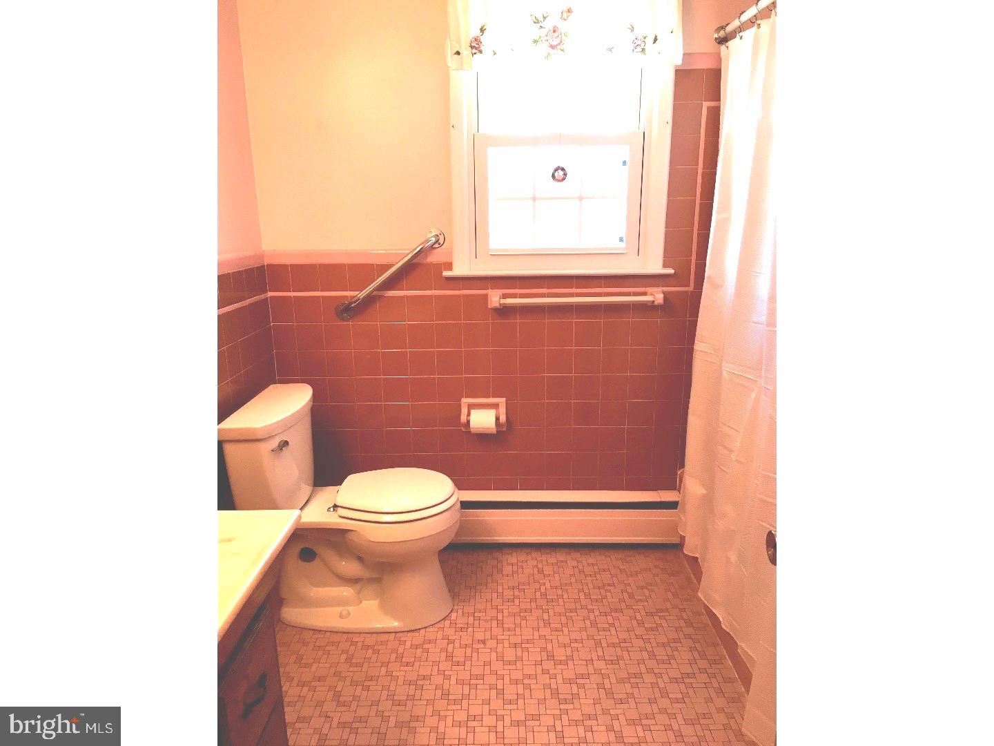 248 Hooker Street Riverside, NJ 08075 - Photo 12 of 20