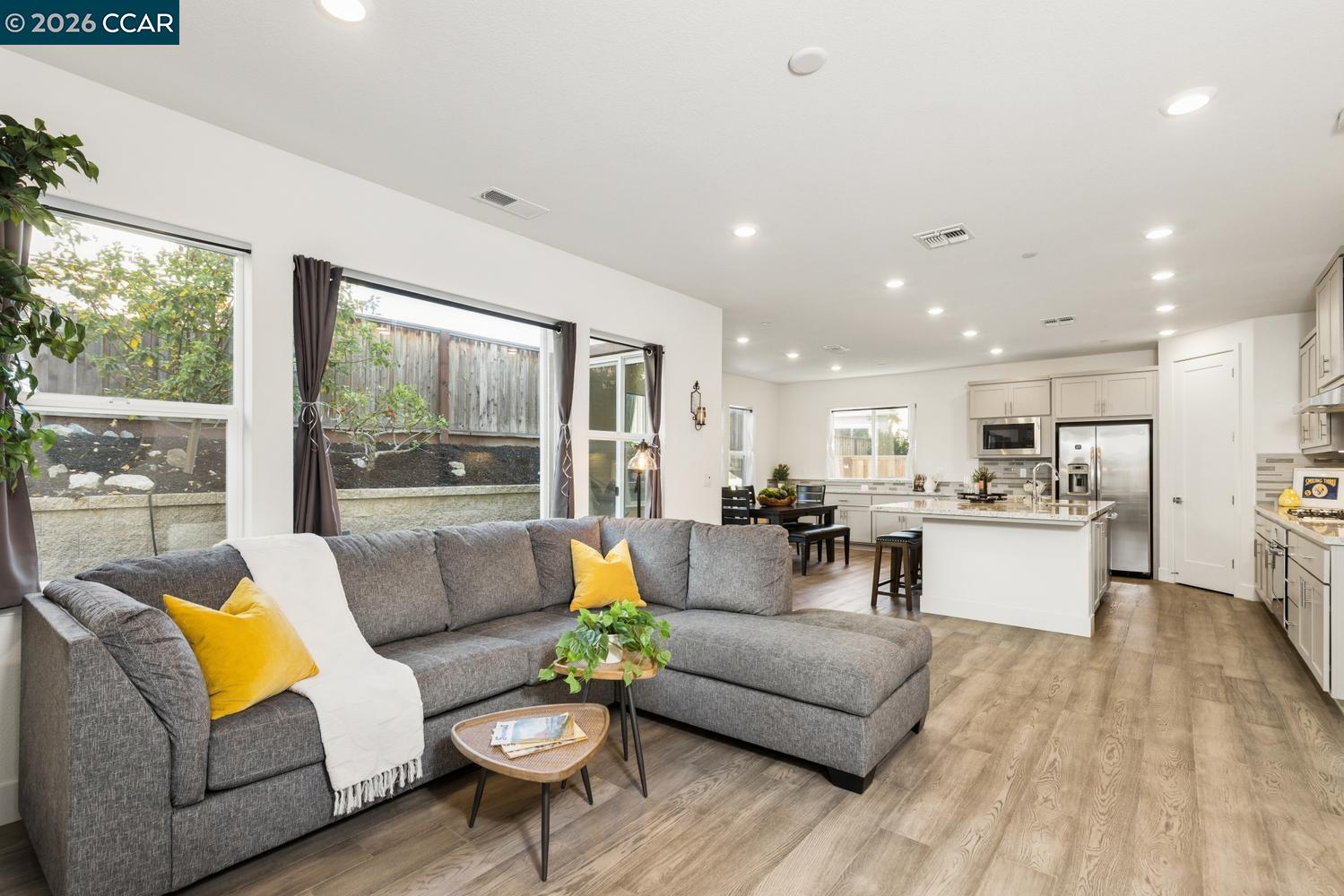 251 Via Encanto San Ramon, CA 94583 - Photo 13 of 37 Gallery Image 13