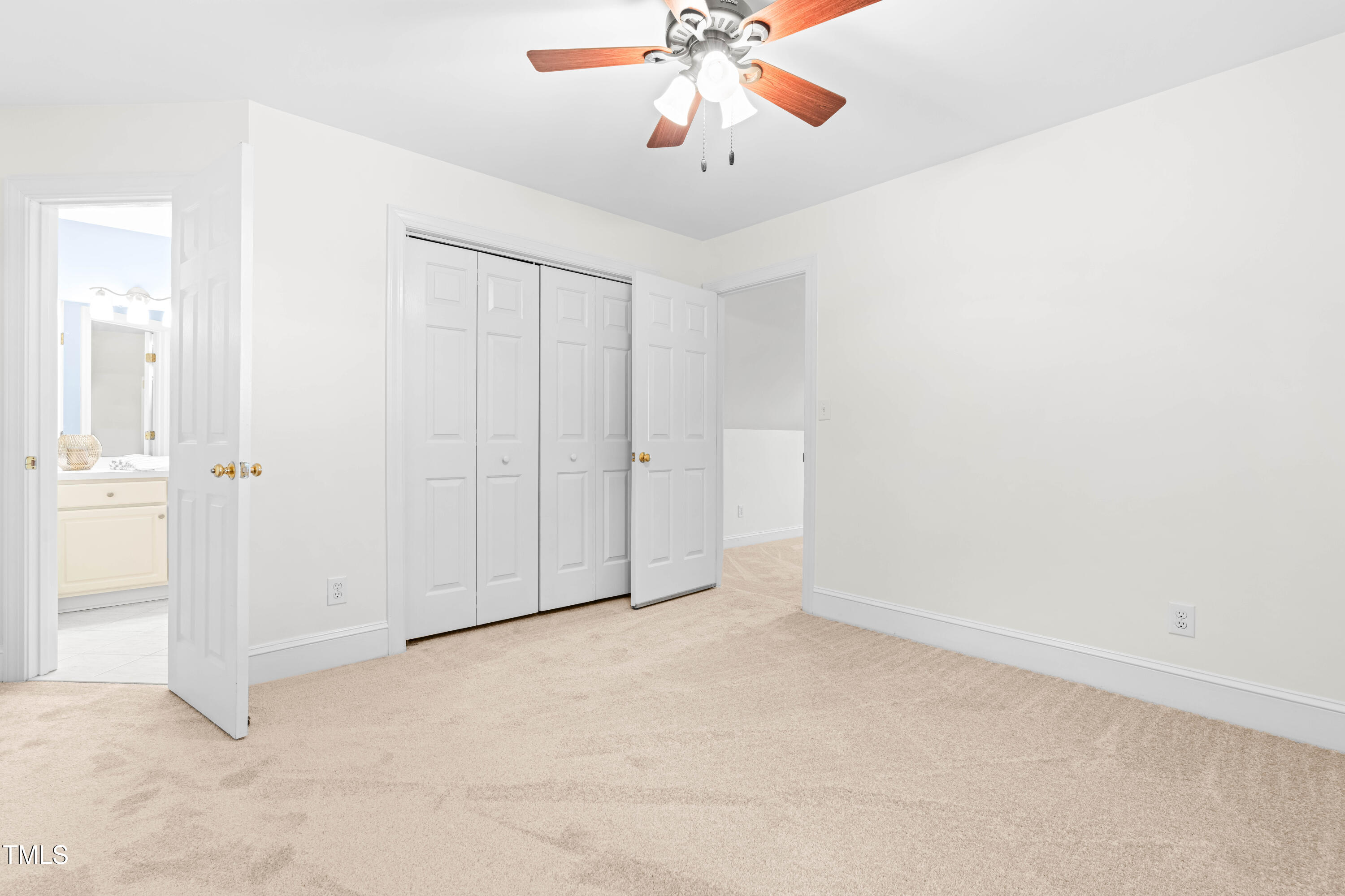 2909 Hawtree Drive Raleigh, NC 27613 - Photo 31 of 38 DSC01183