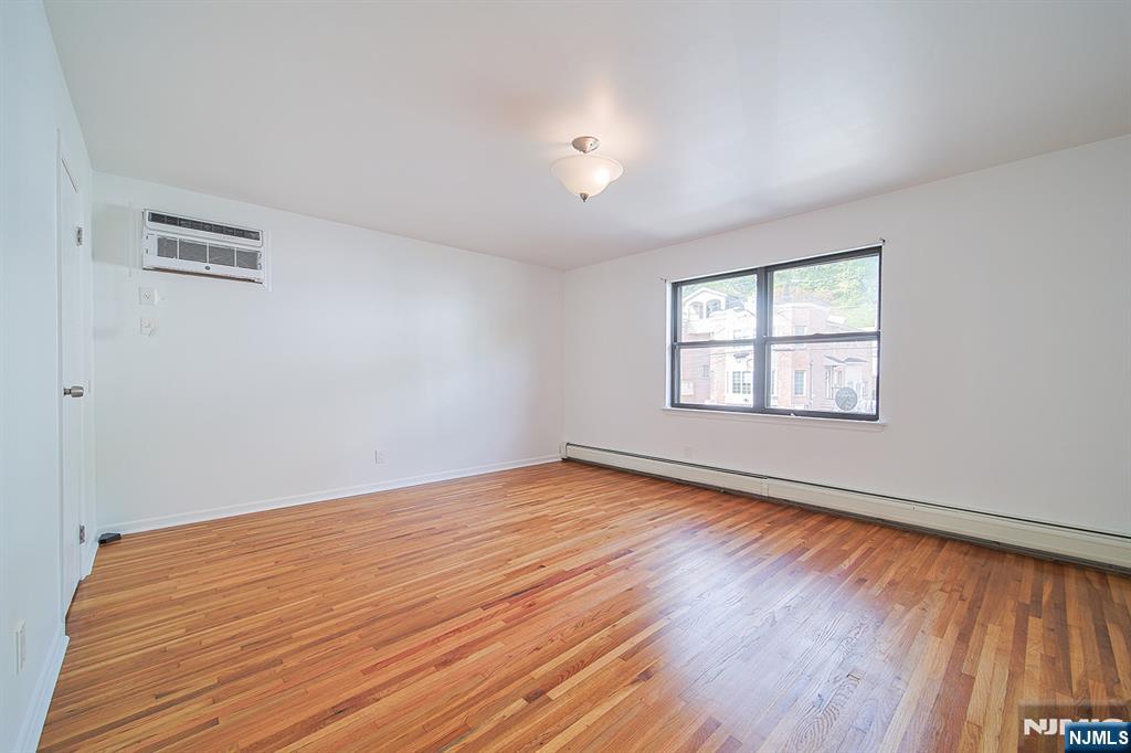 93 Myrtle Avenue, Unit 2 Edgewater, NJ 07020 - Photo 15 of 16