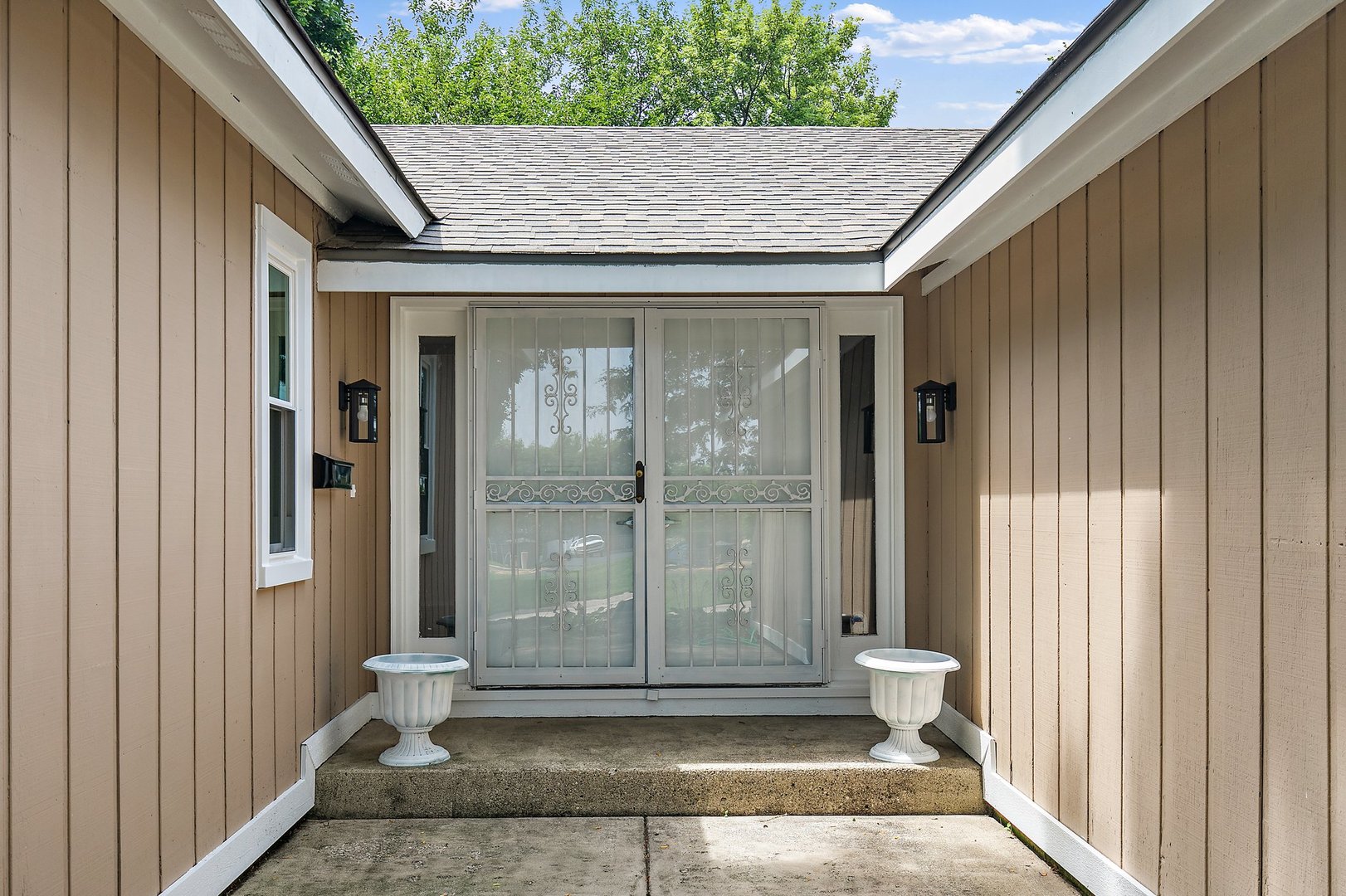 802 Maple Lane Geneva, IL 60134 - Photo 28 of 32 Gallery Image 28