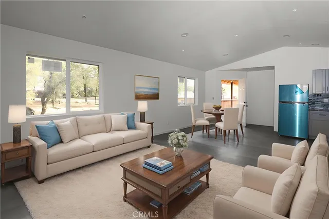 a close view of a bathtub in a bathroom