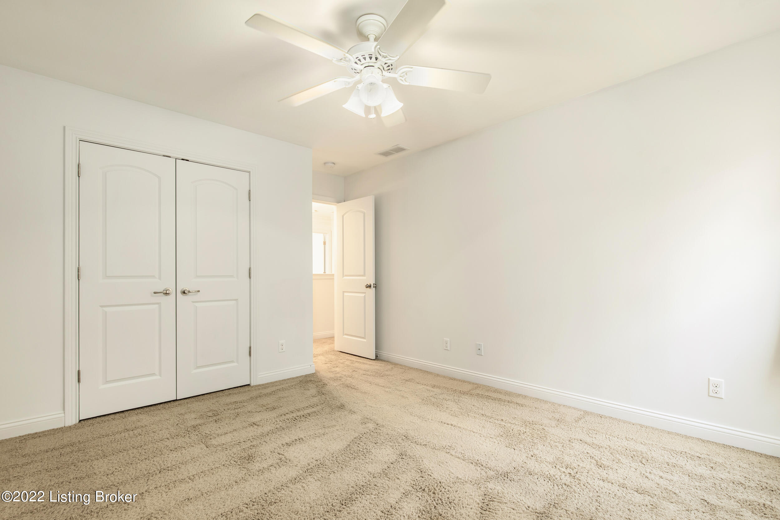 8909 Riley Avenue Lyndon, KY 40242 - Photo 28 of 34 28-BR #3