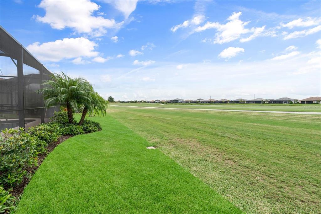 5705 Cheech Glen Lakewood Ranch, FL 34211 - Photo 32 of 38